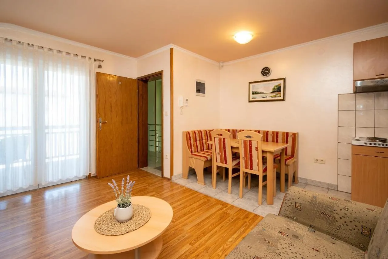 Apartments By The Sea Vir - 20172 Croatie
